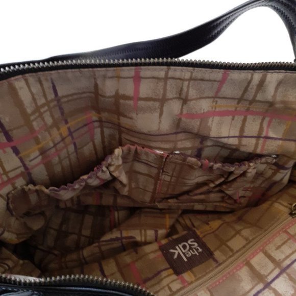 The Sak Iris Black Pebbled Leather Tote Bag - Picture 14 of 16